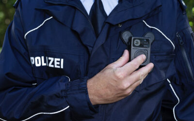 Polizei und Feuerwehr in Berlin beginnen mit dem Test von Bodycams